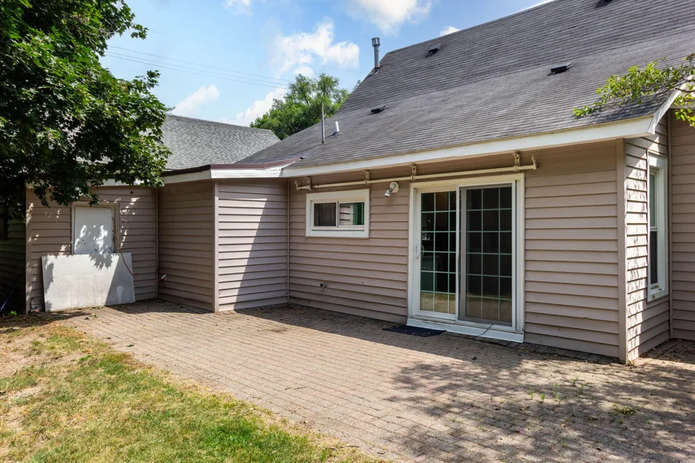 65 Pleasant Street Oxford Village, MI 48371