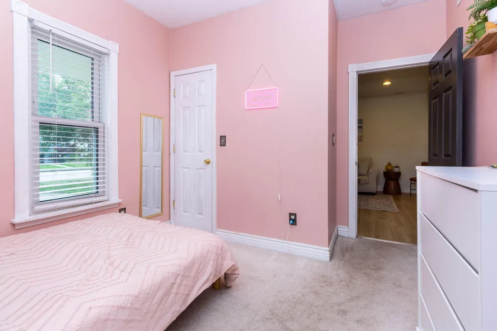 65 Pleasant Street Oxford Village, MI 48371