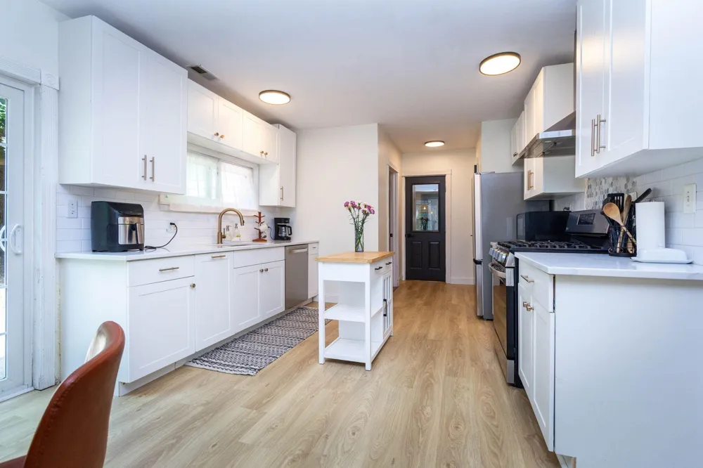 65 Pleasant Street Oxford Village, MI 48371