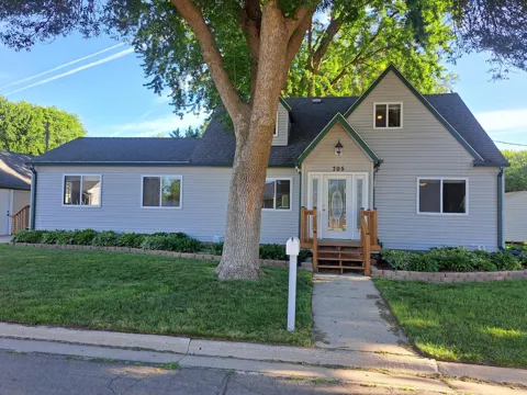 705 Glenview Drive