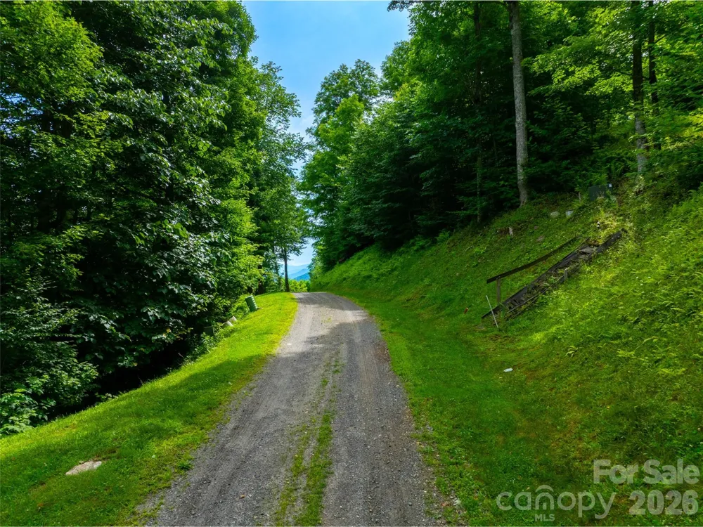 16 Mountain Gait Drive #16 Mars Hill, NC 28754