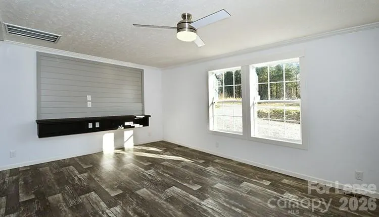 5433 King Wilkinson Road Denver, NC 28037