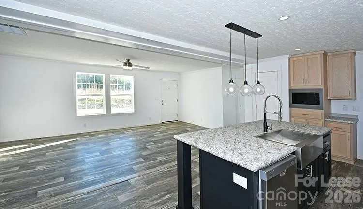 5433 King Wilkinson Road Denver, NC 28037