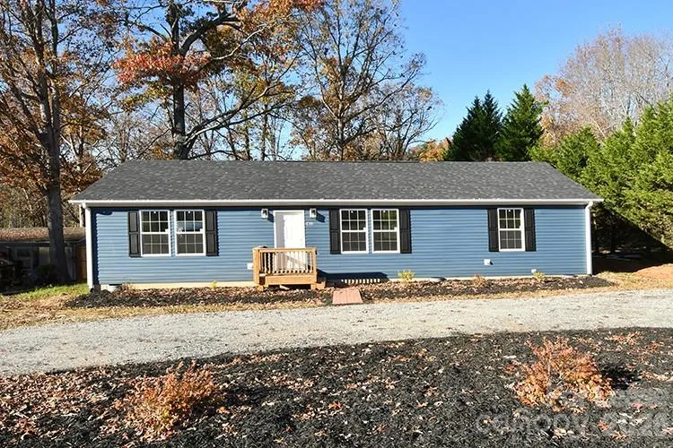 5433 King Wilkinson Road Denver, NC 28037