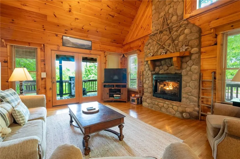 305 Martin Crossing Cherry Log, GA 30522