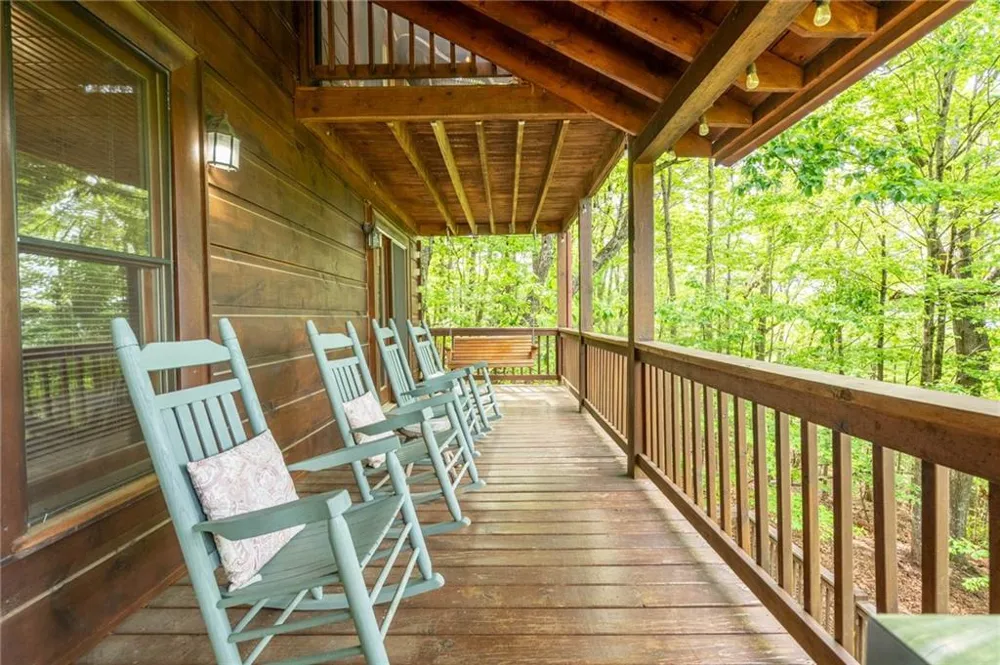 305 Martin Crossing Cherry Log, GA 30522