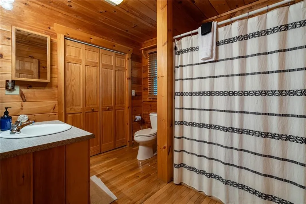 305 Martin Crossing Cherry Log, GA 30522