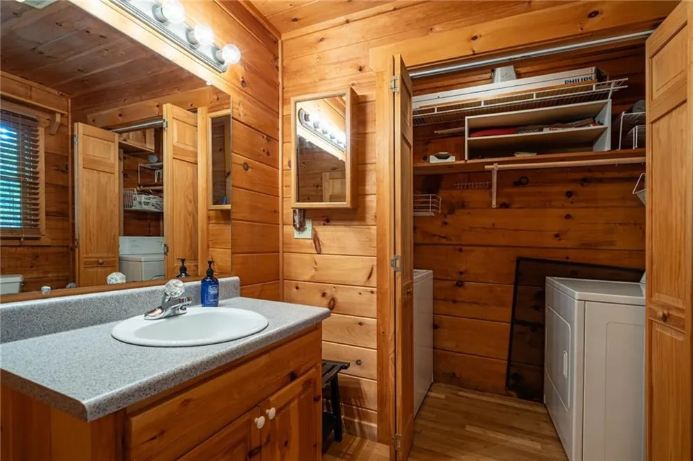 305 Martin Crossing Cherry Log, GA 30522
