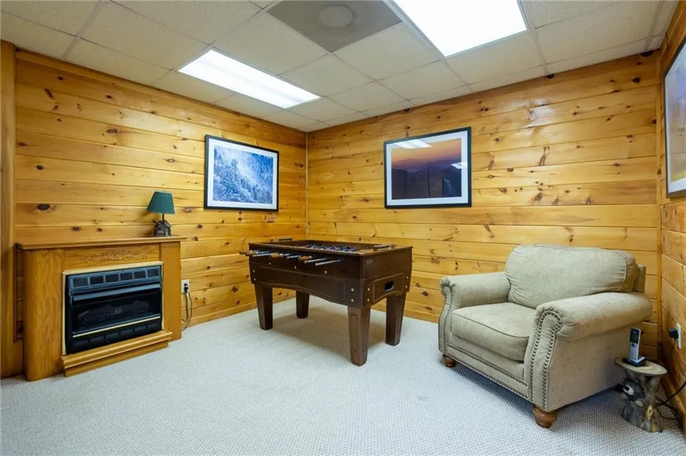 305 Martin Crossing Cherry Log, GA 30522