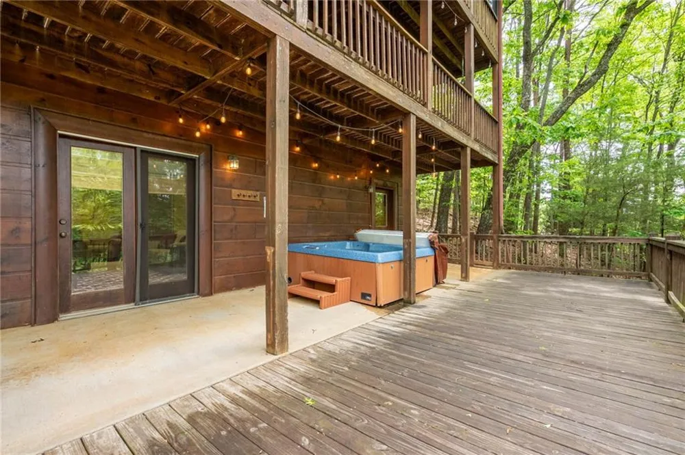 305 Martin Crossing Cherry Log, GA 30522