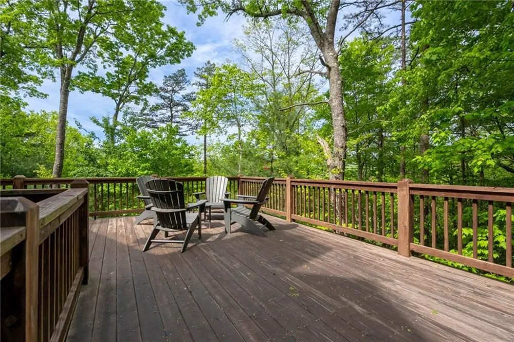 305 Martin Crossing Cherry Log, GA 30522