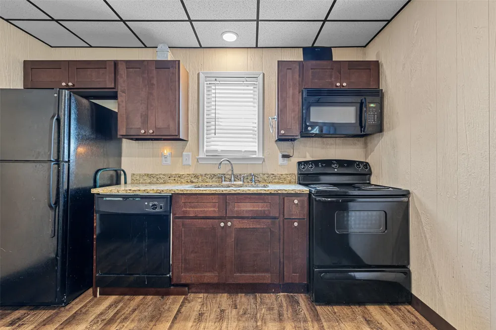 104 Truitt Naples, TX 75568