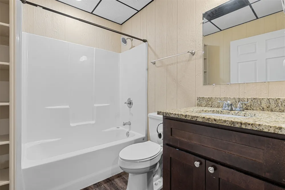 104 Truitt Naples, TX 75568