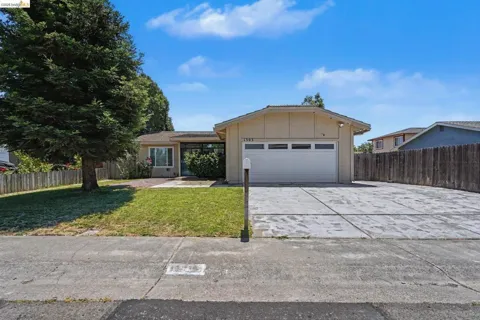 1303 Crane Dr