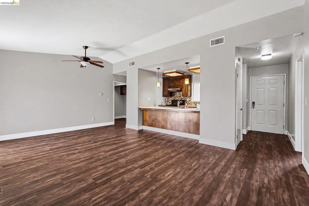 1303 Crane Dr Suisun City, CA 94585