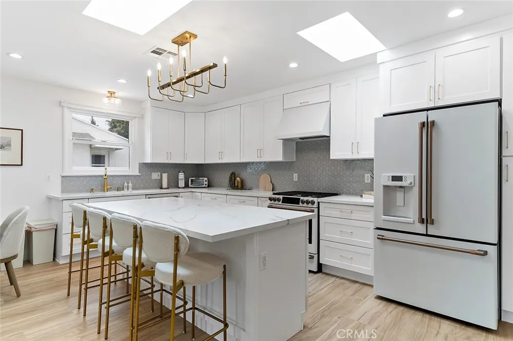 618 Pass Burbank, CA 91505