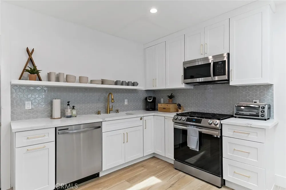 618 Pass Burbank, CA 91505