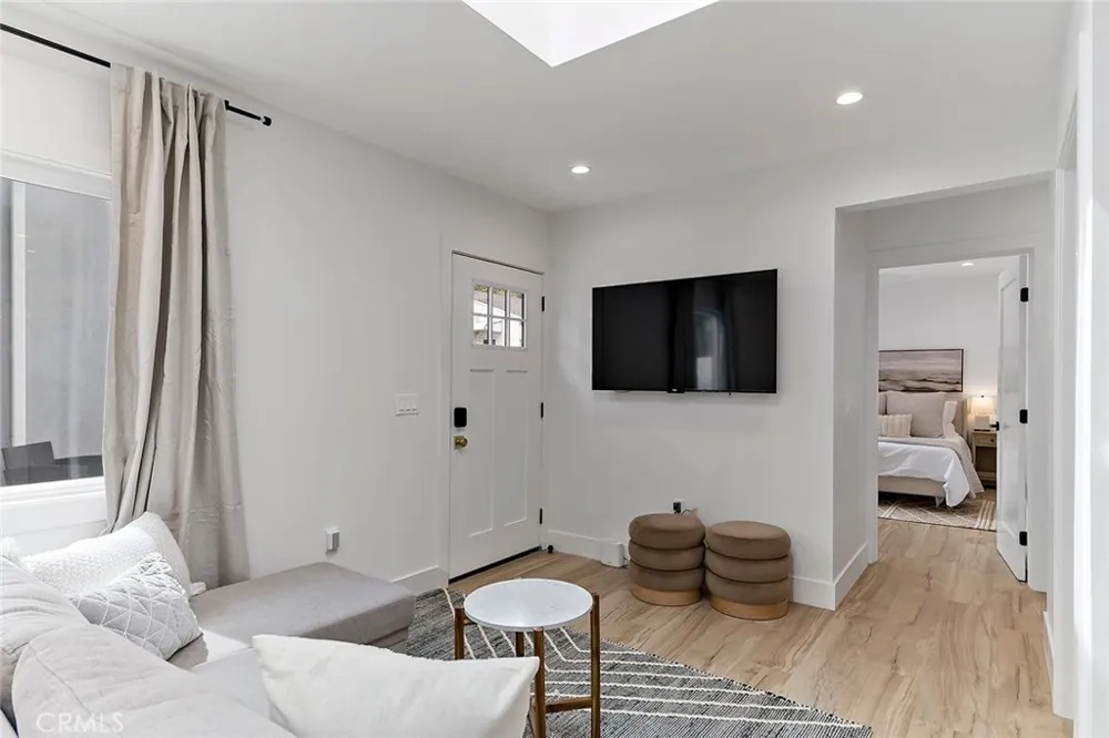 618 Pass Burbank, CA 91505