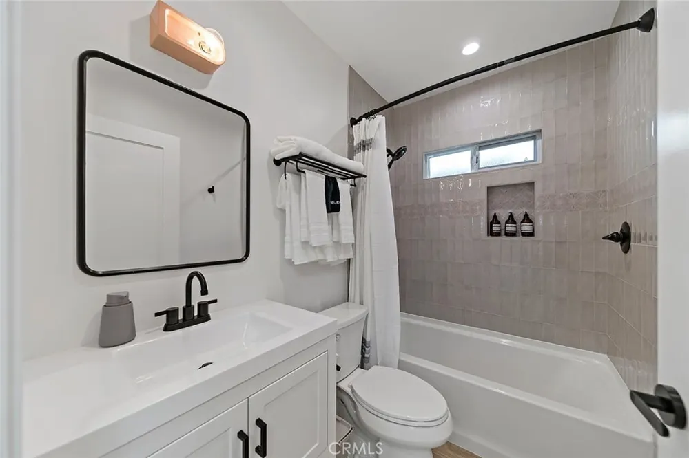 618 Pass Burbank, CA 91505