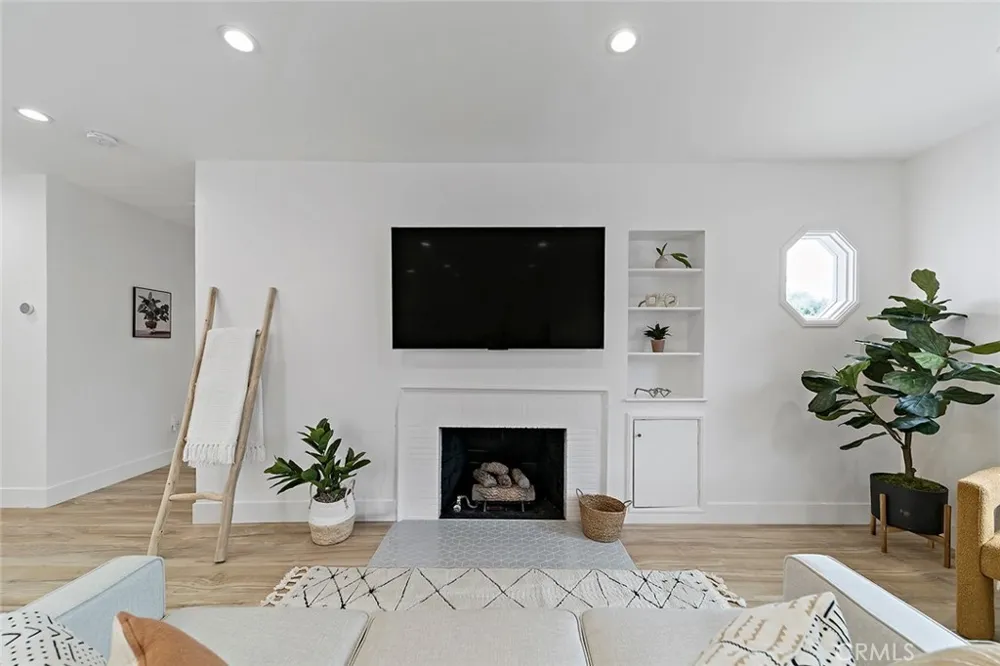 618 Pass Burbank, CA 91505