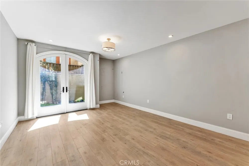 168 S Sierra Madre Boulevard #114 Pasadena, CA 91107