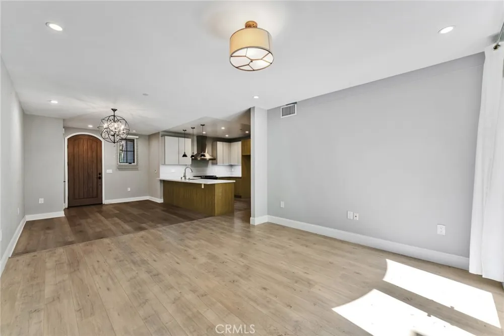 168 S Sierra Madre Boulevard #114 Pasadena, CA 91107