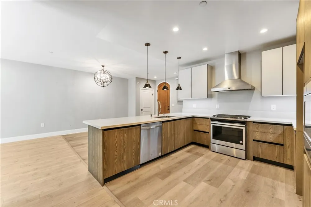 168 S Sierra Madre Boulevard #114 Pasadena, CA 91107