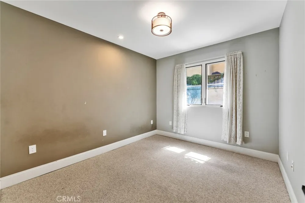 168 S Sierra Madre Boulevard #114 Pasadena, CA 91107