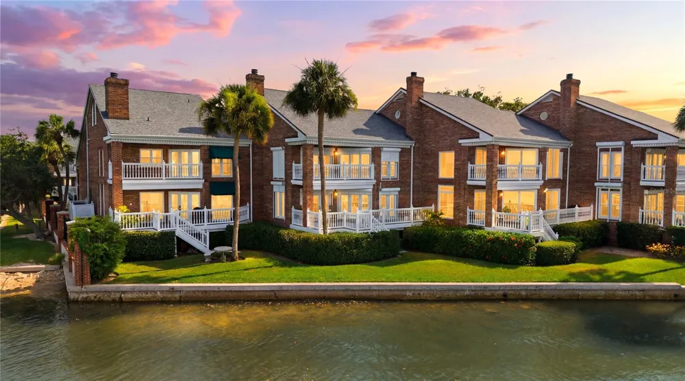 5210 INTERBAY BOULEVARD #3 Tampa, FL 33611
