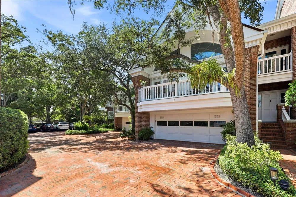 5210 INTERBAY BOULEVARD #3 Tampa, FL 33611