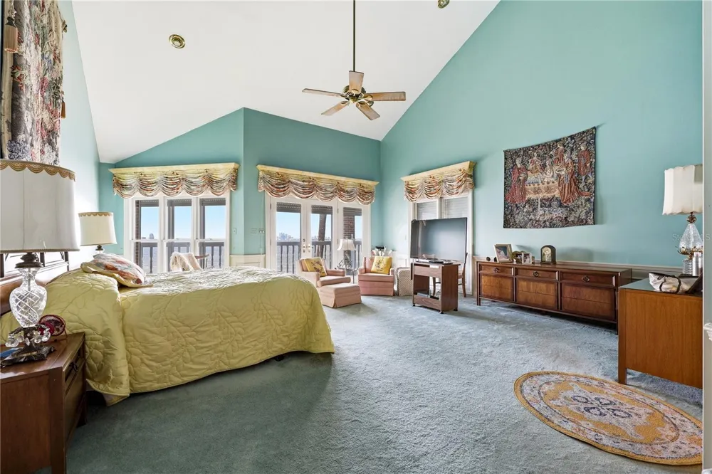 5210 INTERBAY BOULEVARD #3 Tampa, FL 33611