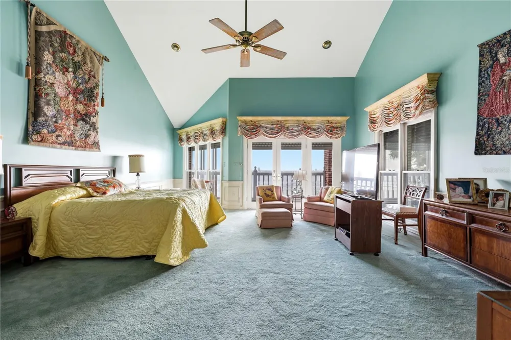5210 INTERBAY BOULEVARD #3 Tampa, FL 33611
