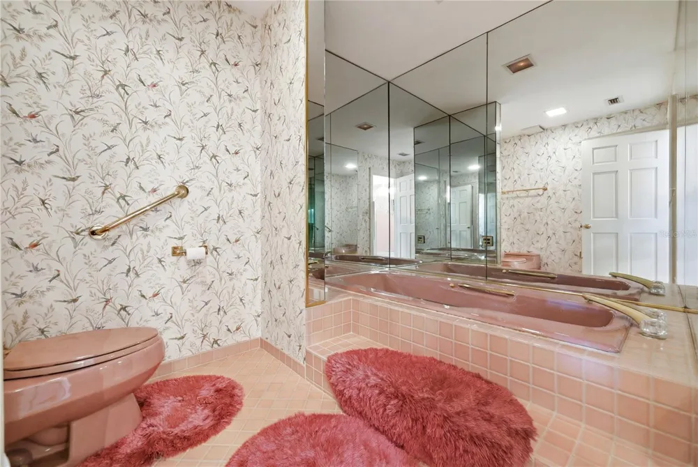 5210 INTERBAY BOULEVARD #3 Tampa, FL 33611