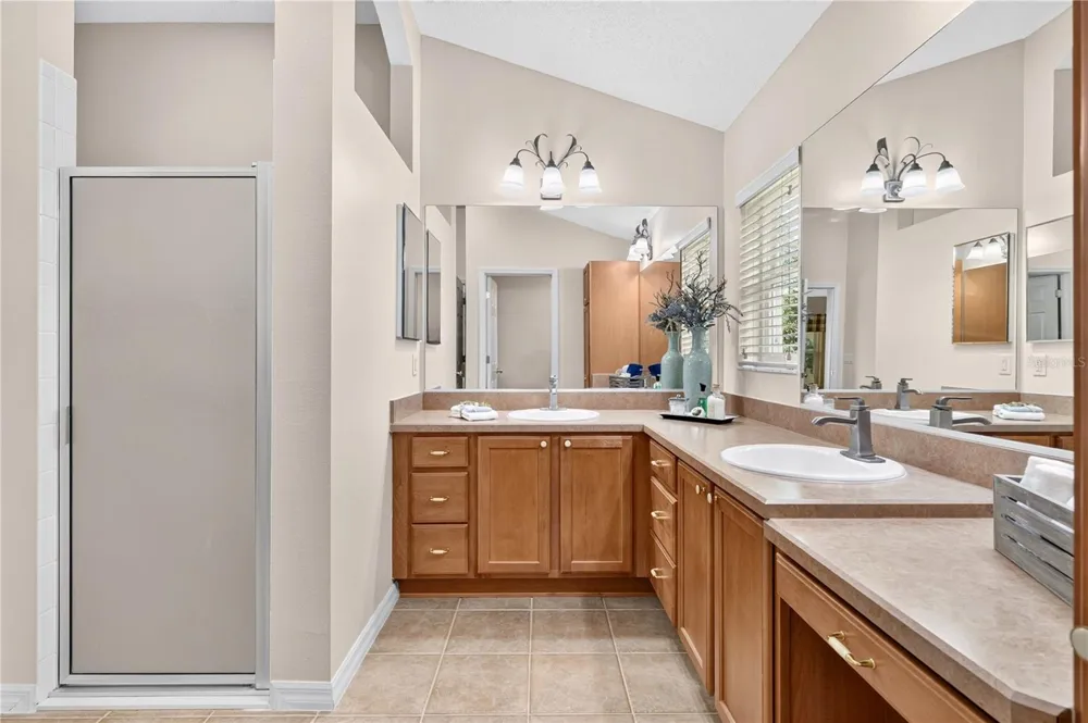16815 SE 85TH BELKNAP AVENUE The Villages, FL 32162