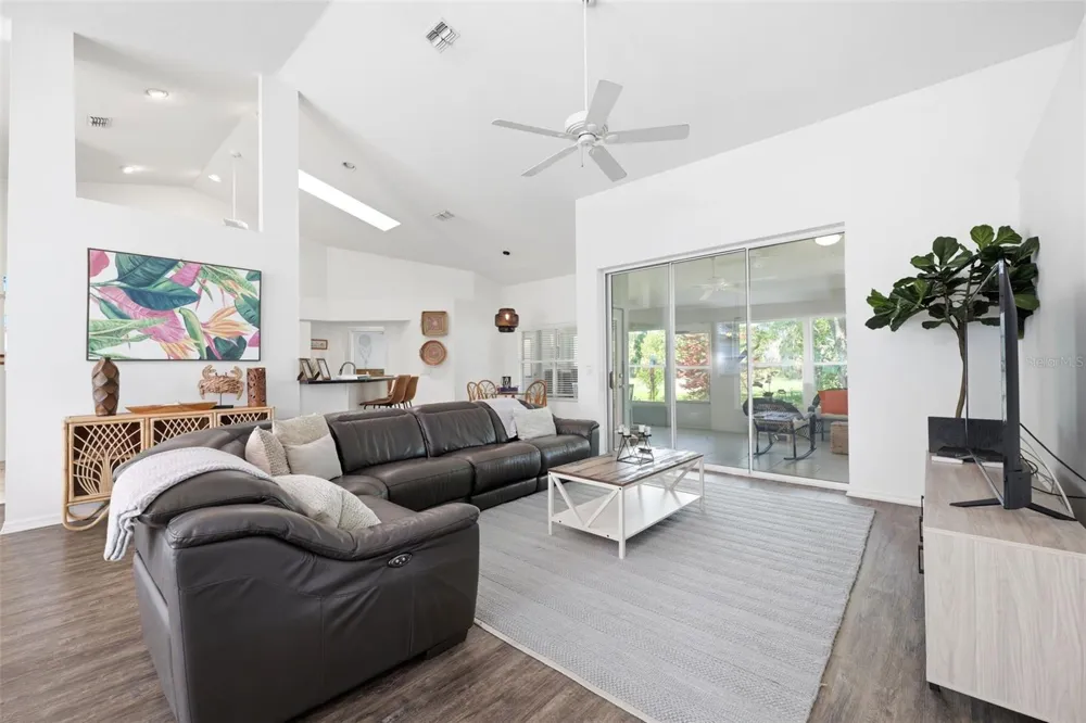 240 COUNTRY CLUB DRIVE Crystal River, FL 34429