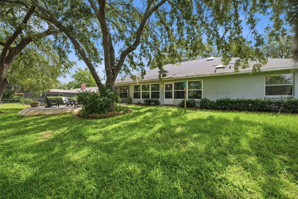 240 COUNTRY CLUB DRIVE Crystal River, FL 34429