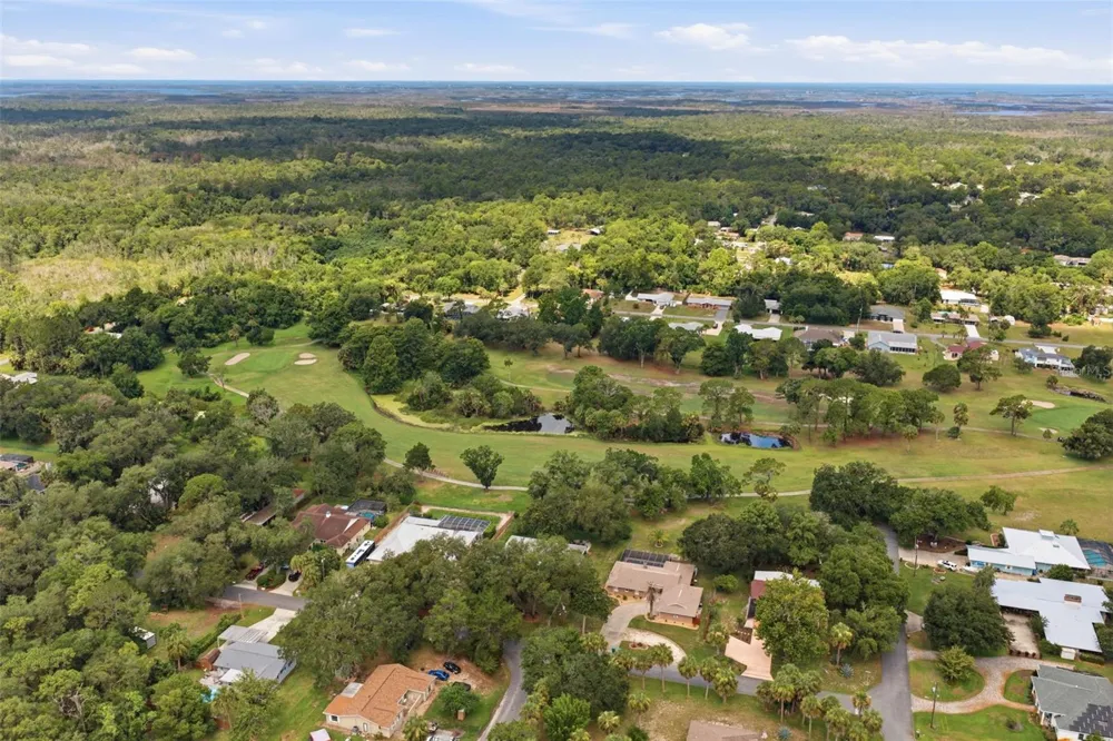 240 COUNTRY CLUB DRIVE Crystal River, FL 34429
