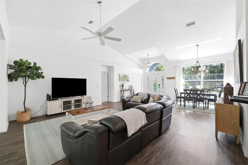240 COUNTRY CLUB DRIVE Crystal River, FL 34429