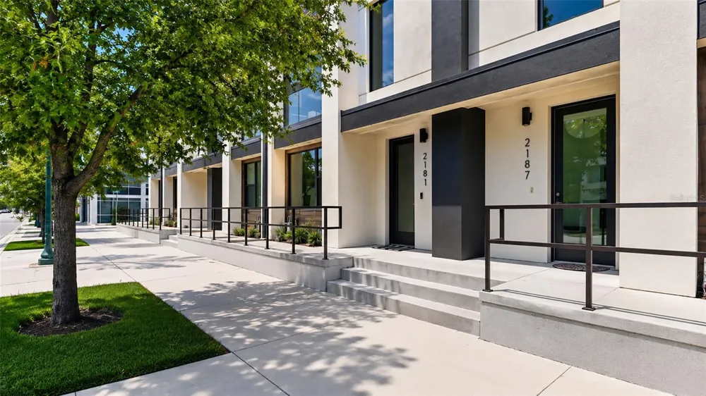 2187 MAIN STREET Sarasota, FL 34237