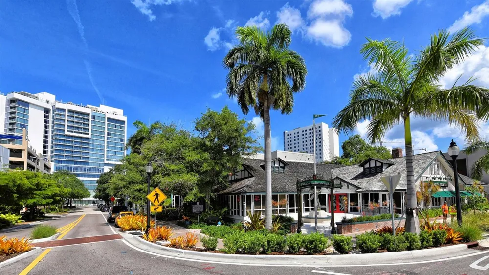 2187 MAIN STREET Sarasota, FL 34237