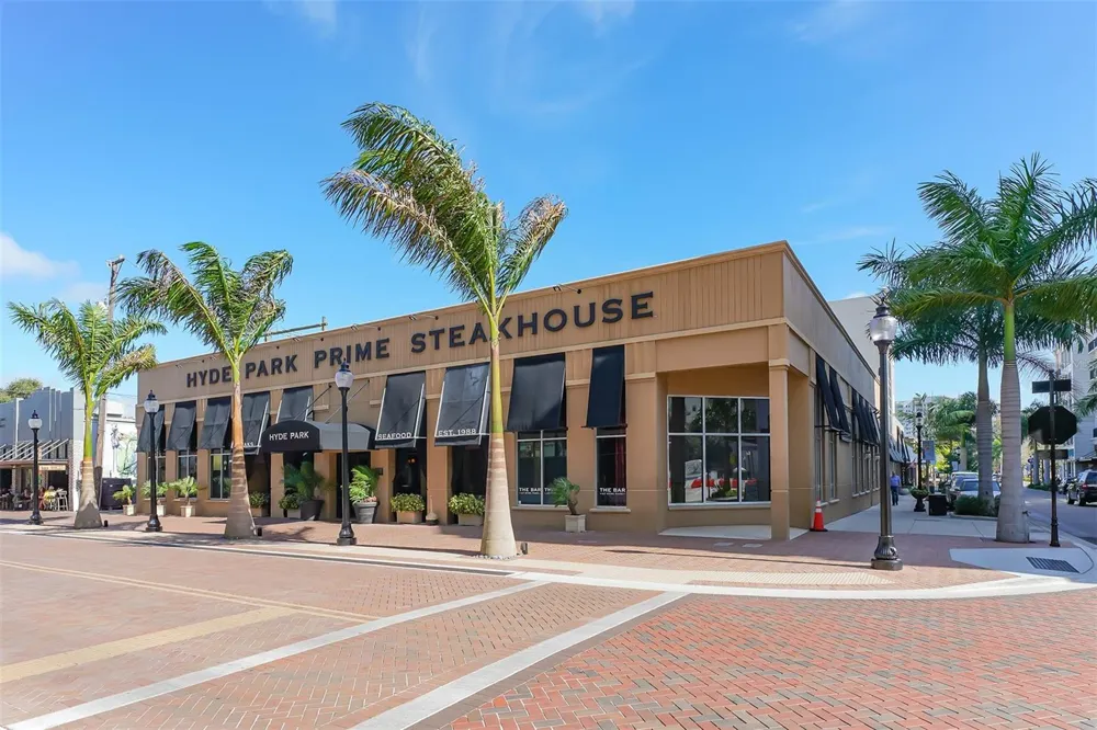 2187 MAIN STREET Sarasota, FL 34237