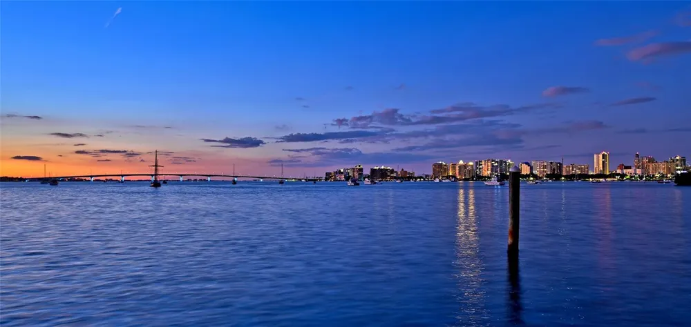 2187 MAIN STREET Sarasota, FL 34237