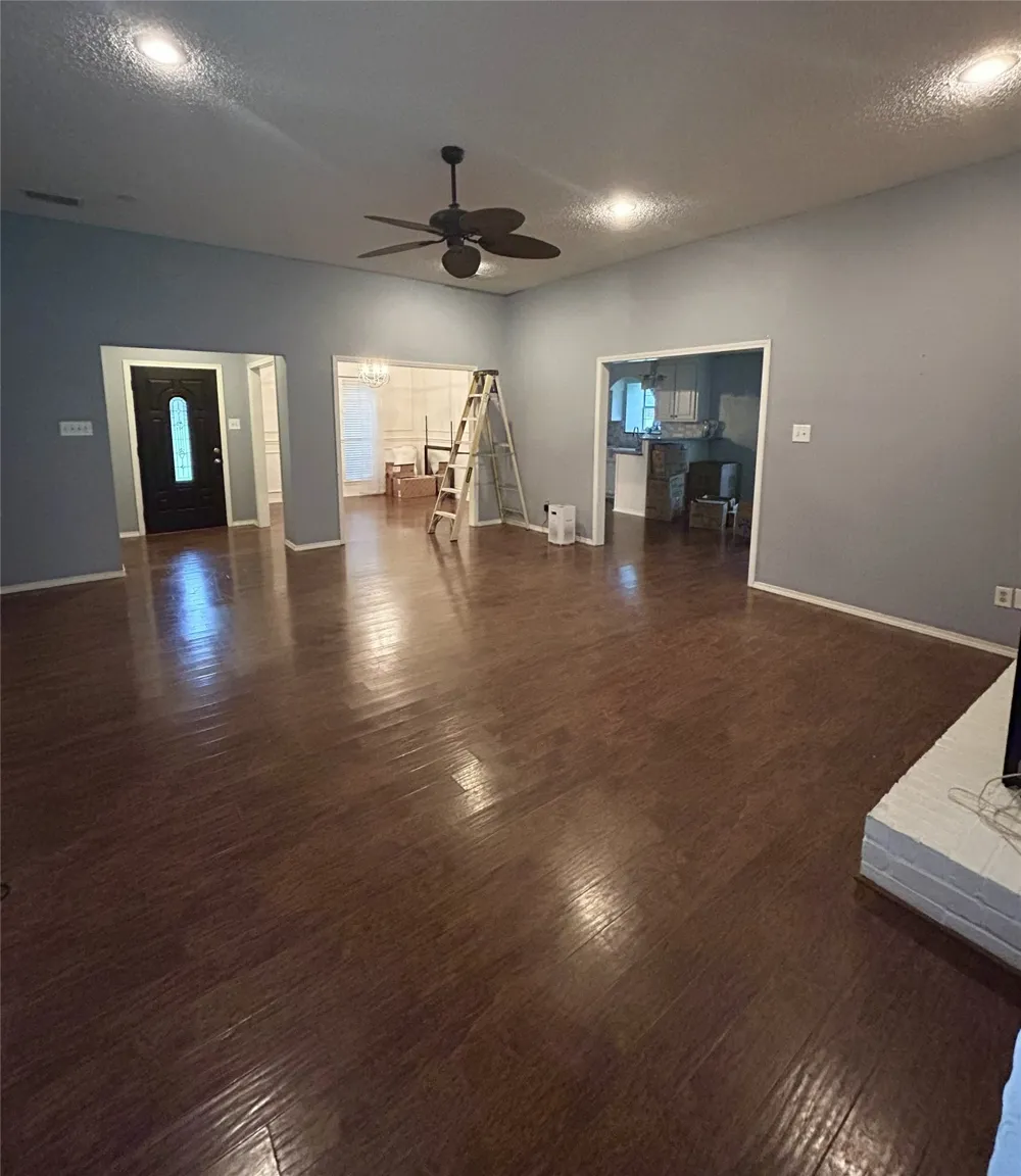 601 Highland Oaks Street Mount Vernon, TX 75457
