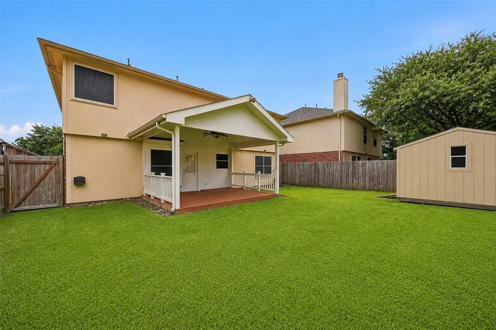 12030 Bunny Lane Pinehurst, TX 77362