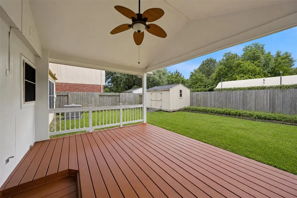 12030 Bunny Lane Pinehurst, TX 77362