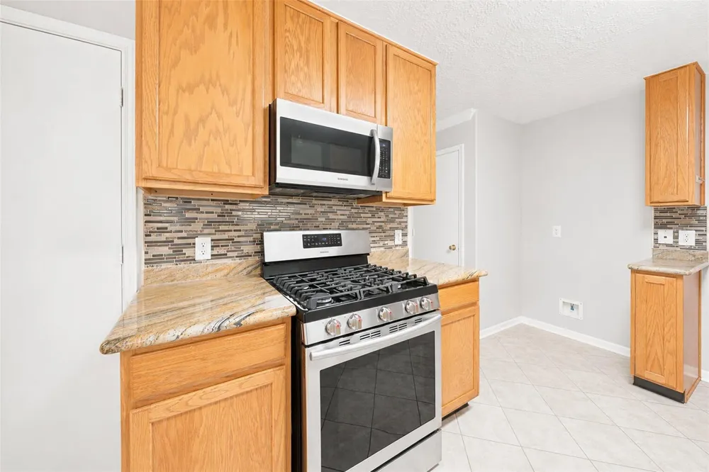 12030 Bunny Lane Pinehurst, TX 77362
