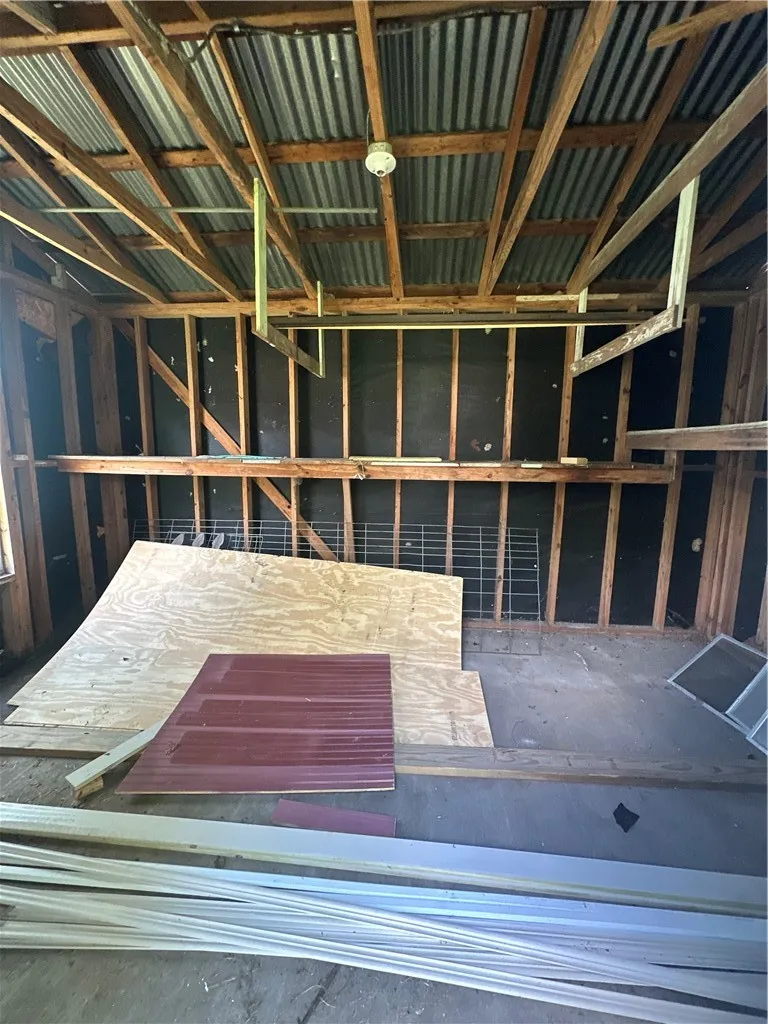 215 W Heard Refugio, TX 78377