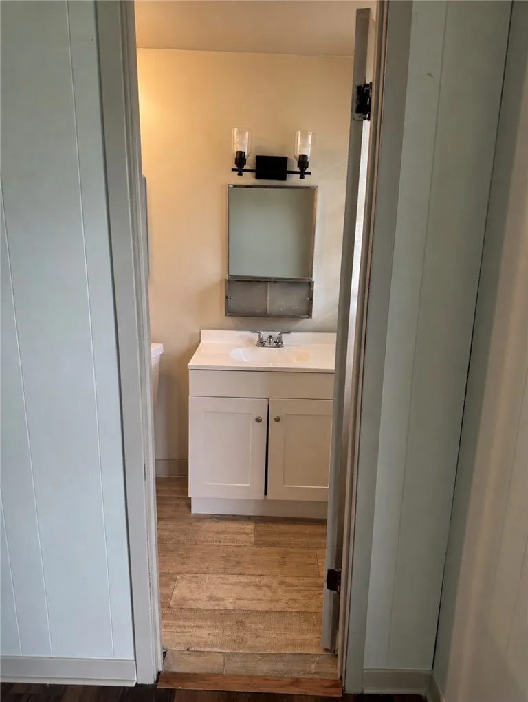215 W Heard Refugio, TX 78377