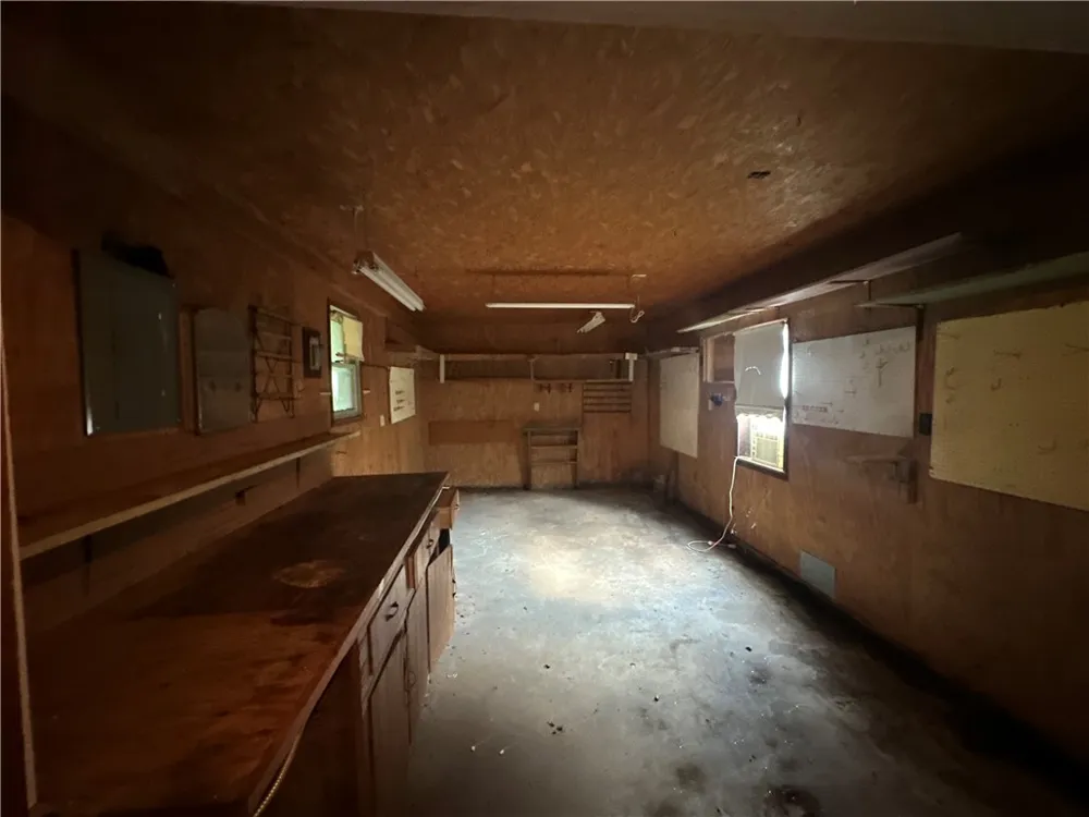 215 W Heard Refugio, TX 78377