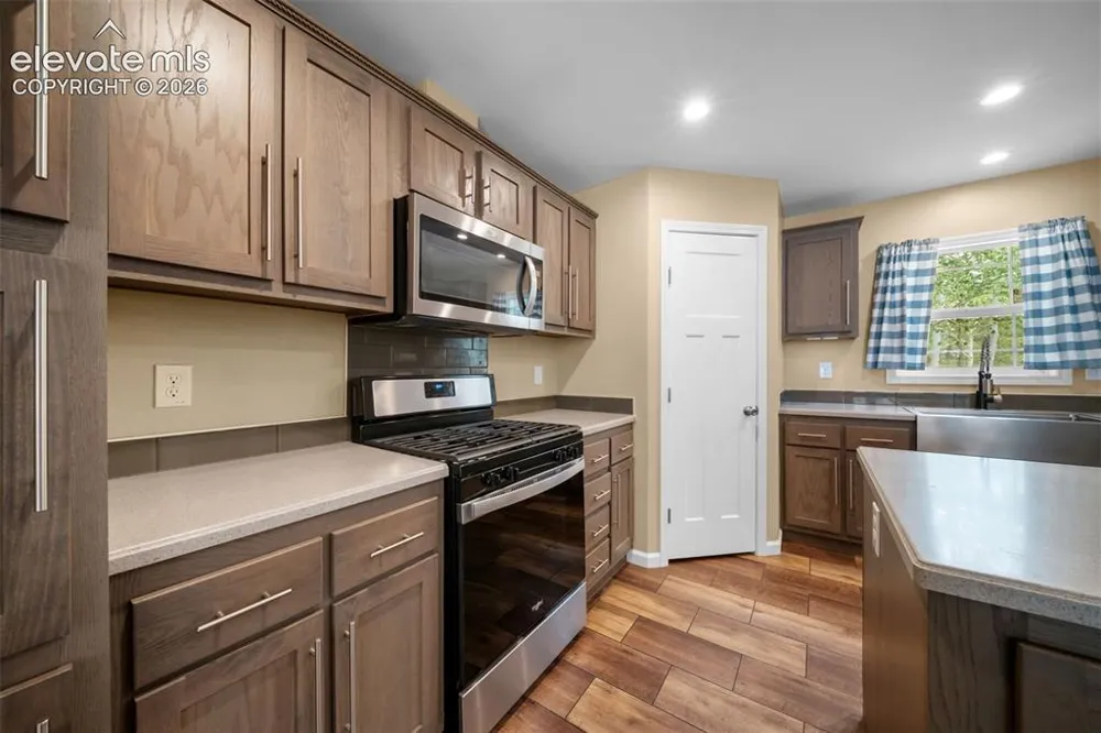 156 Fossil Creek Road Florissant, CO 80816